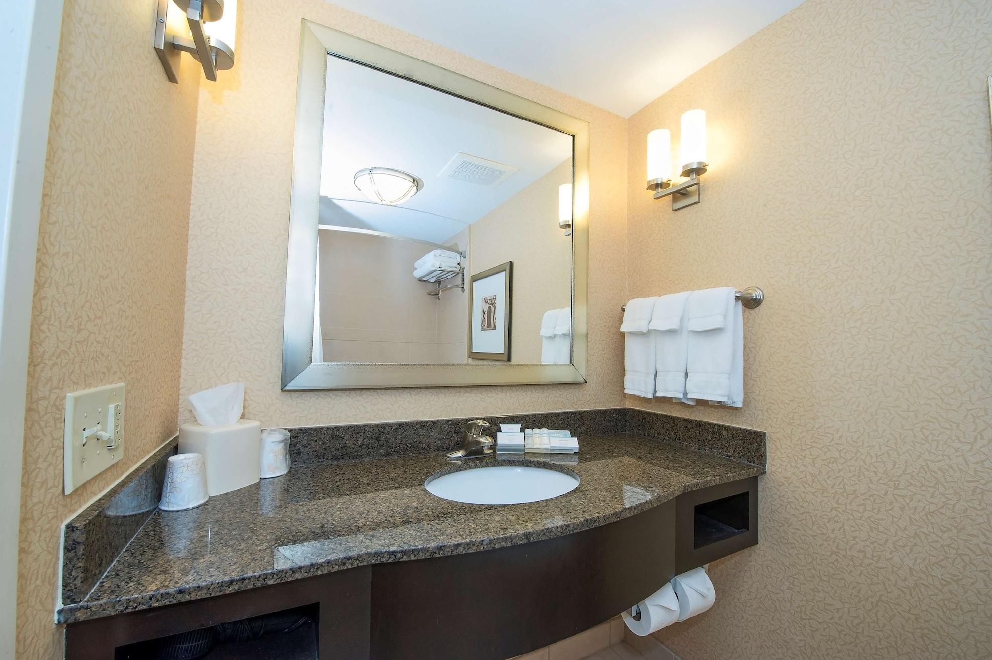 Hilton Garden Inn Columbia/Northeast Esterno foto