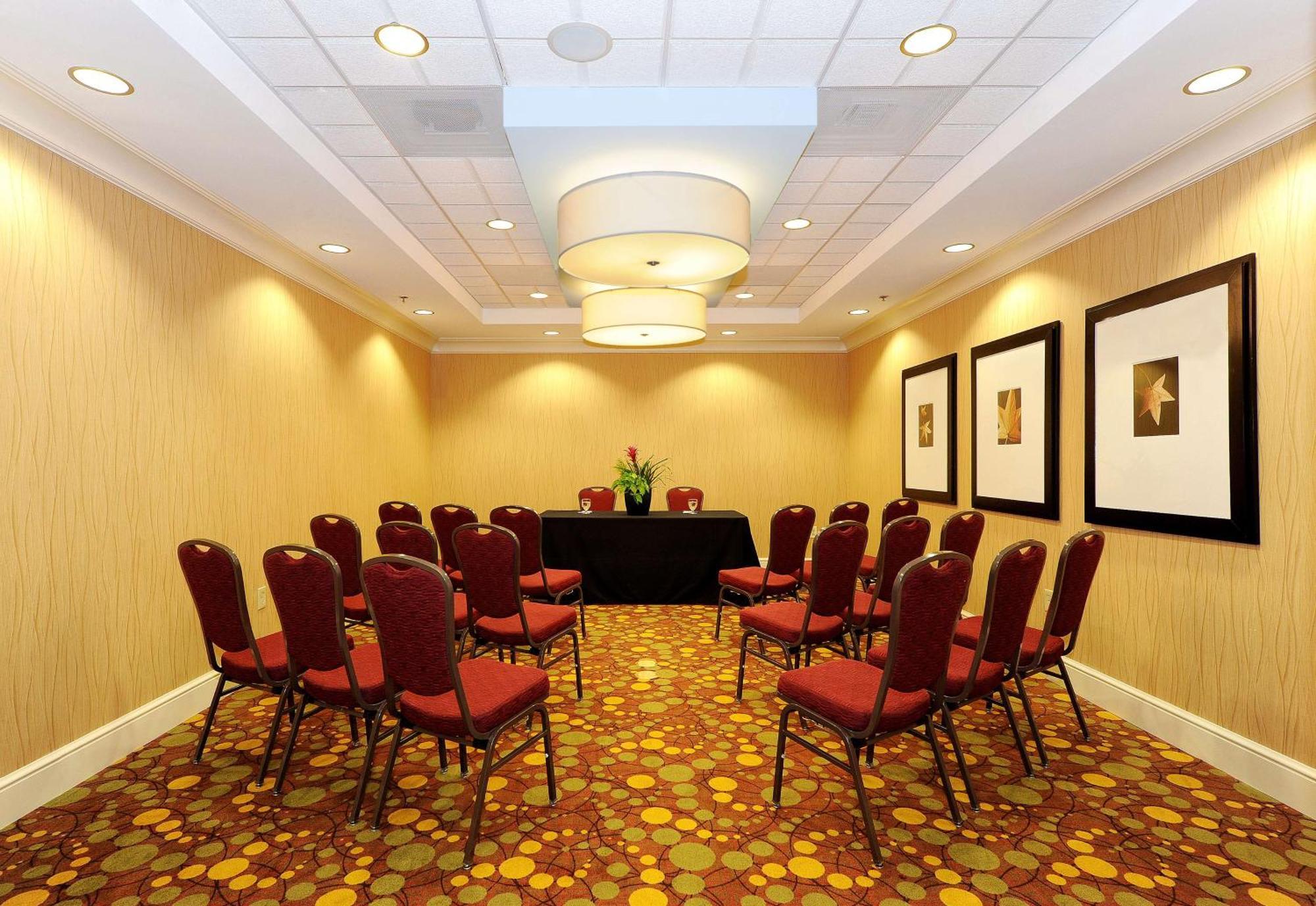Hilton Garden Inn Columbia/Northeast Esterno foto