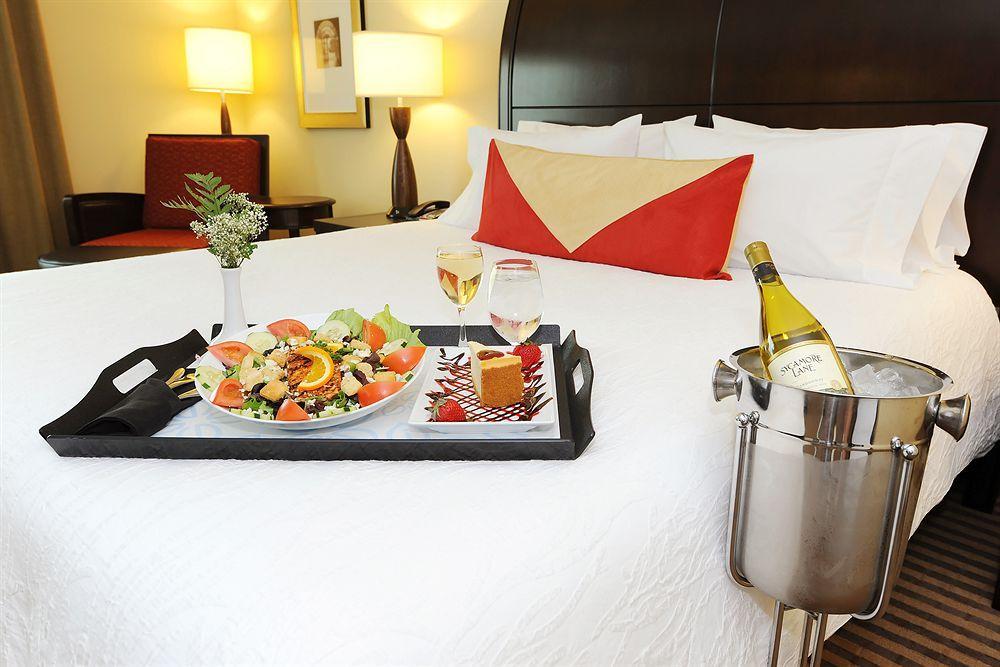 Hilton Garden Inn Columbia/Northeast Esterno foto